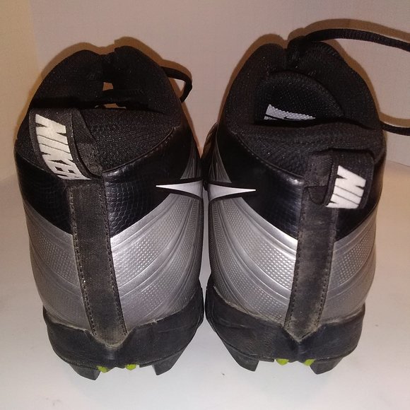 Nike Mens Cleats Alpha Fastflex Size 11.5